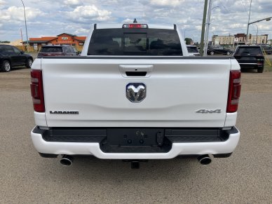 2022 RAM 1500 Laramie - Image 4