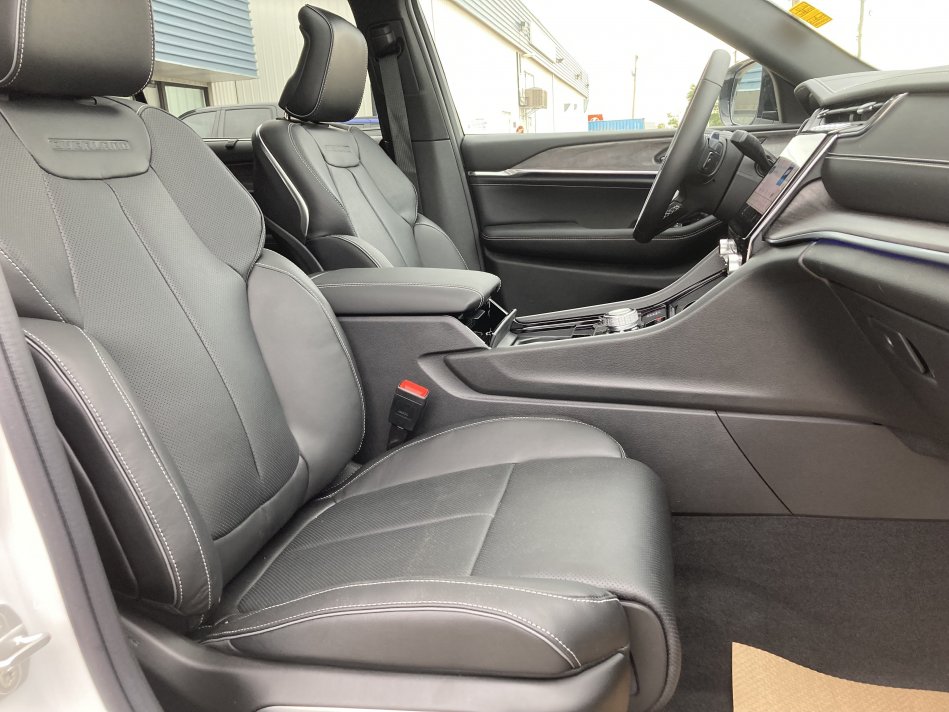 JEEP Grand Cherokee L Overland 1C4RJKDGXN8550886 79315