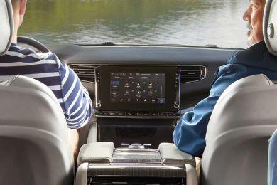2022 Jeep Wagoneer Series III Infotainment System in Metro Vancouver