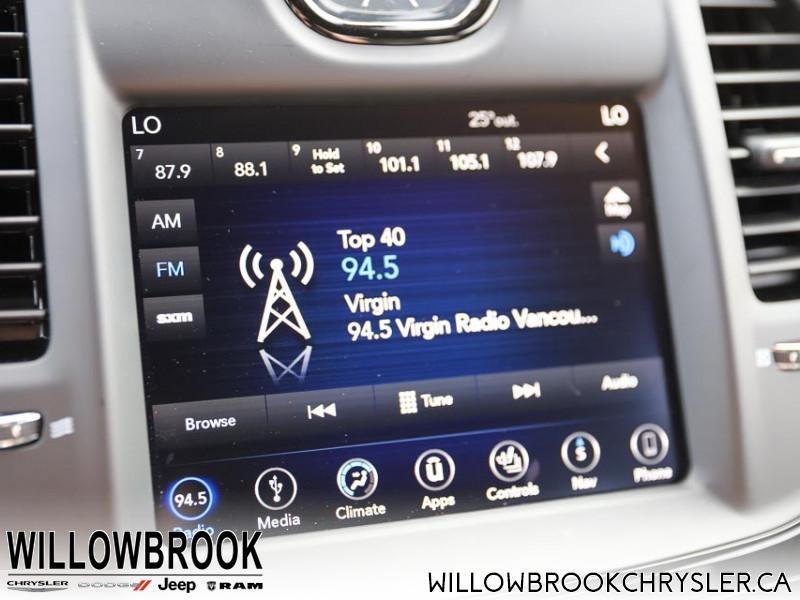 Chrysler 300 NO ACCIDENTS, LOW MILEAGE, 2C3CCABG6KH731054 13927