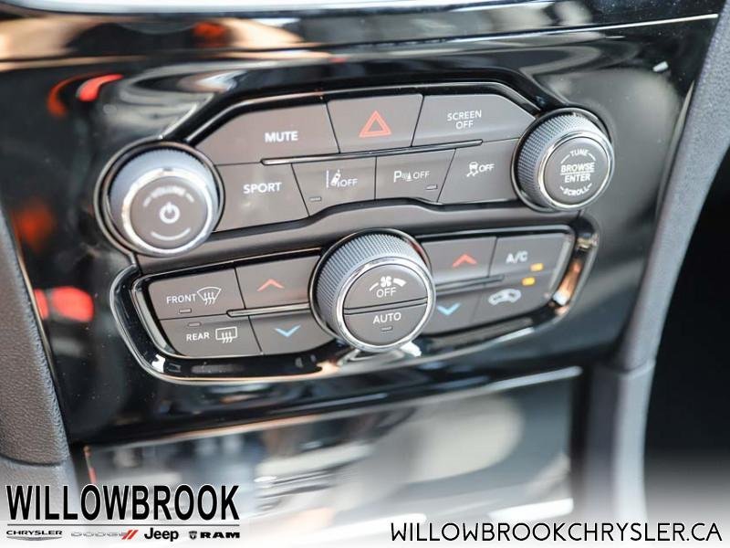 Chrysler 300 NO ACCIDENTS, LOW MILEAGE, 2C3CCABG6KH731054 13930