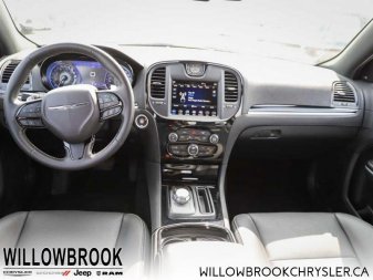 Chrysler 300 NO ACCIDENTS, LOW MILEAGE, 2C3CCABG6KH731054 13921