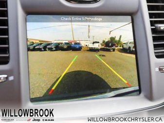 Chrysler 300 NO ACCIDENTS, LOW MILEAGE, 2C3CCABG6KH731054 13929