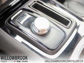 Chrysler 300 NO ACCIDENTS, LOW MILEAGE, 2C3CCABG6KH731054 13931