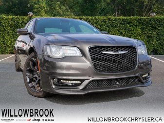 2019 Chrysler 300 NO ACCIDENTS, LOW MILEAGE,