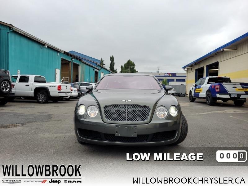 BENTLEY Continental Flying Spur - Low Mileage SCBBR53W26C032776 70615