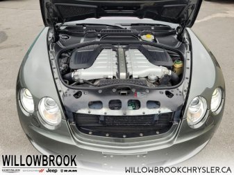 BENTLEY Continental Flying Spur - Low Mileage SCBBR53W26C032776 70247