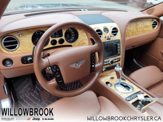 BENTLEY Continental Flying Spur - Low Mileage SCBBR53W26C032776 70249