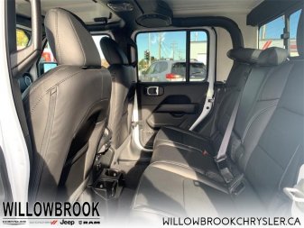 JEEP Gladiator Overland 1C6HJTFGXML614345 117617