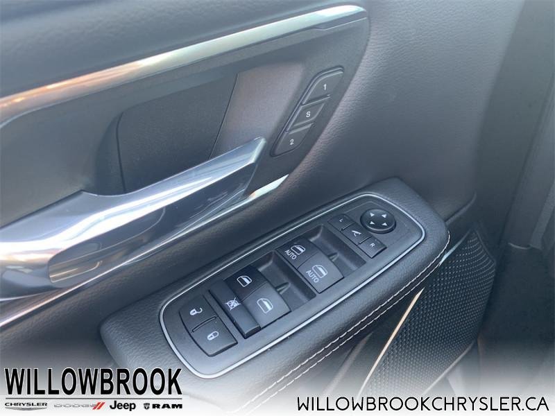 RAM 1500 Laramie 1C6SRFJT6NN107954 117730