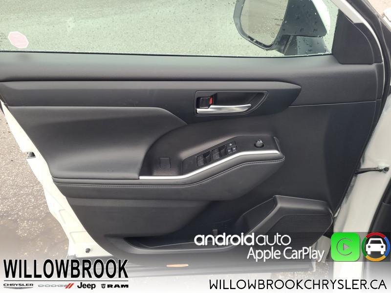 TOYOTA Highlander XLE  - Low Mileage 5TDGZRBH1MS139438 110085