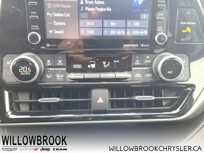 TOYOTA Highlander XLE  - Low Mileage 5TDGZRBH1MS139438 110091