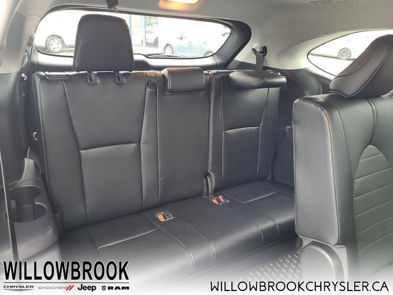 TOYOTA Highlander XLE  - Low Mileage 5TDGZRBH1MS139438 110096