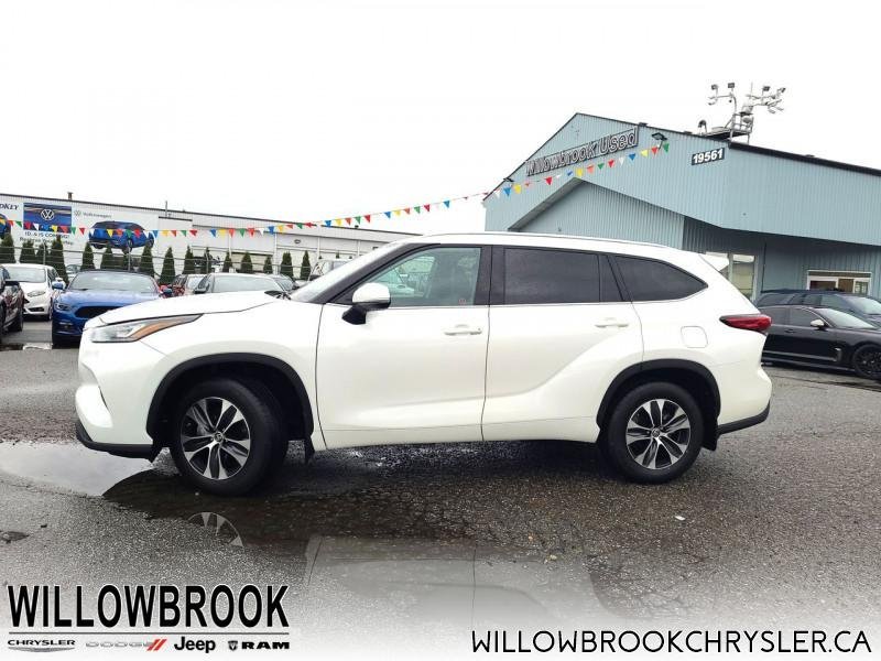 TOYOTA Highlander XLE  - Low Mileage 5TDGZRBH1MS139438 112614