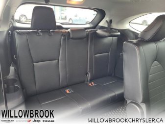 TOYOTA Highlander XLE  - Low Mileage 5TDGZRBH1MS139438 110096