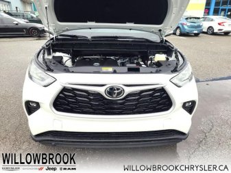 TOYOTA Highlander XLE  - Low Mileage 5TDGZRBH1MS139438 110100