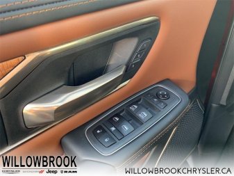 RAM 1500 Limited Longhorn 1C6SRFKT2NN186246 117828