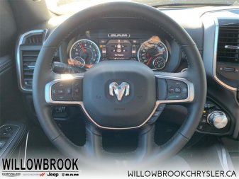 RAM 1500 Laramie 1C6SRFJT3NN106616 117999