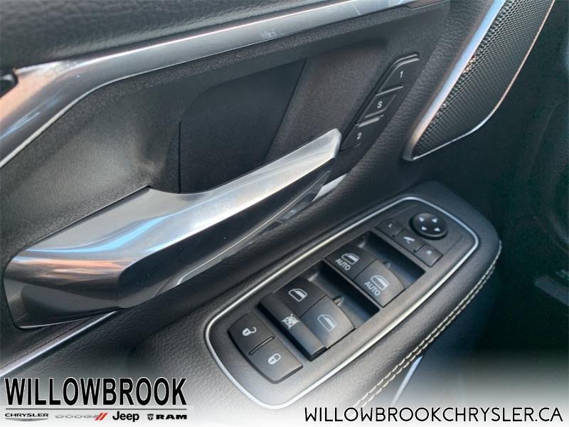 RAM 1500 Laramie 1C6SRFRT6NN108686 118032