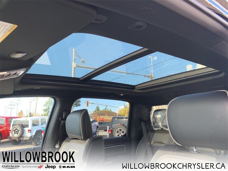 RAM 1500 Laramie 1C6SRFRT6NN108686 118035