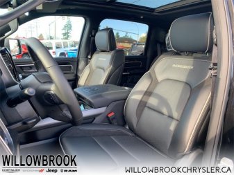 RAM 1500 Laramie 1C6SRFRT6NN108686 118033