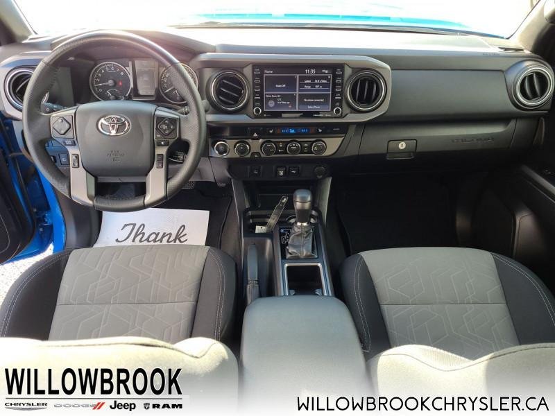 TOYOTA Tacoma TRD Off-Road  - Low Mileage 5TFCZ5AN4LX215046 123056