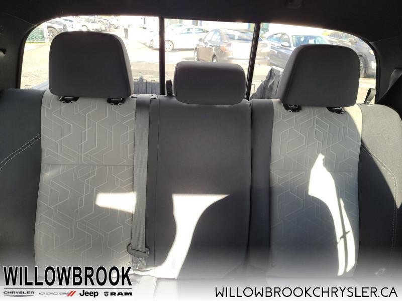 TOYOTA Tacoma TRD Off-Road  - Low Mileage 5TFCZ5AN4LX215046 123064