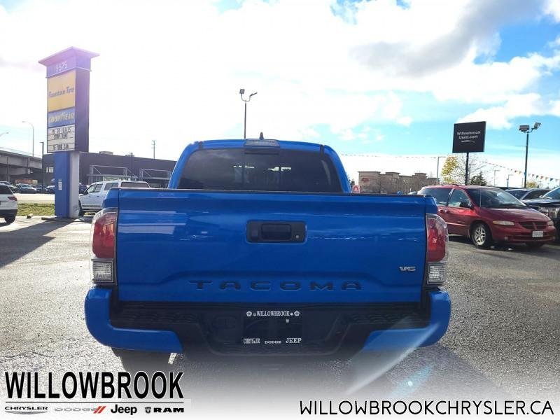 TOYOTA Tacoma TRD Off-Road  - Low Mileage 5TFCZ5AN4LX215046 123065