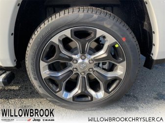 RAM 1500 Limited Longhorn 1C6SRFKT0NN186245 118279