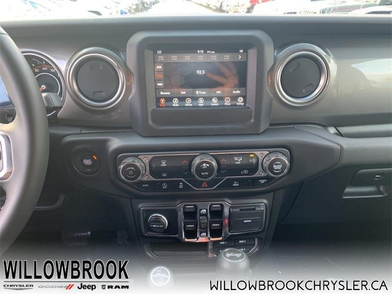 JEEP Wrangler Unlimited Sahara 1C4HJXEG6MW863371 119159