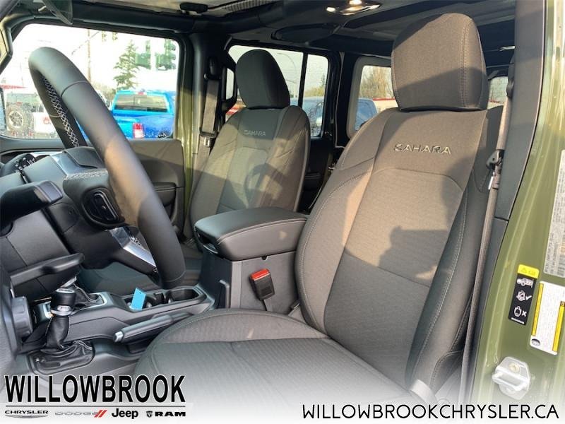 JEEP Wrangler Unlimited Sahara 1C4HJXEG6MW863371 119161