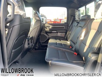 RAM 1500 Laramie 1C6SRFJT7NN193985 119178