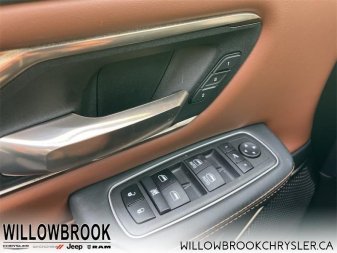 RAM 1500 Limited Longhorn 1C6SRFKT7NN189059 132400