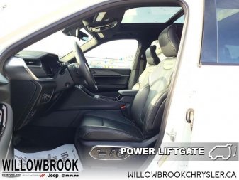 JEEP Grand Cherokee L Overland  - Low Mileage 1C4RJKDG7M8150959 124016