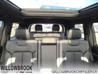 JEEP Grand Cherokee L Overland  - Low Mileage 1C4RJKDG7M8150959 124028