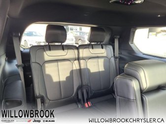 JEEP Grand Cherokee L Overland  - Low Mileage 1C4RJKDG7M8150959 124029