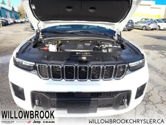 JEEP Grand Cherokee L Overland  - Low Mileage 1C4RJKDG7M8150959 124033