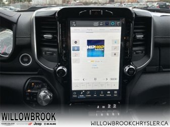 RAM 1500 Laramie 1C6SRFJT0NN190880 141171