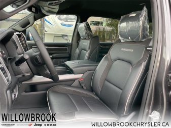 RAM 1500 Laramie 1C6SRFJT0NN190880 141173