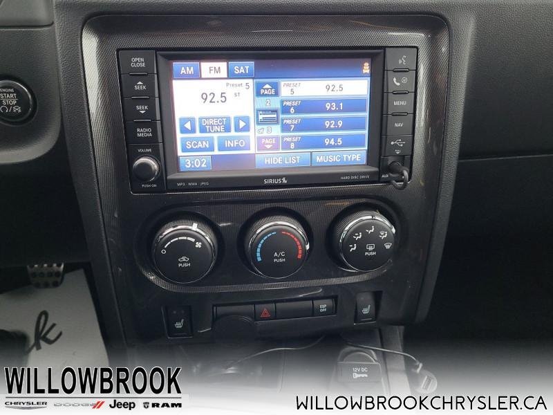 DODGE Challenger SRT8  - Low Mileage 2B3CJ7DW3AH159658 136595