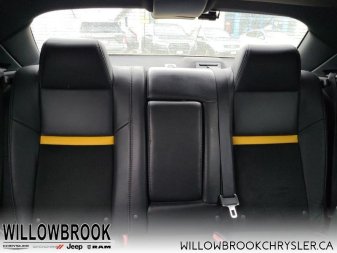 DODGE Challenger SRT8  - Low Mileage 2B3CJ7DW3AH159658 136601