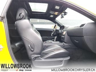 DODGE Challenger SRT8  - Low Mileage 2B3CJ7DW3AH159658 136604