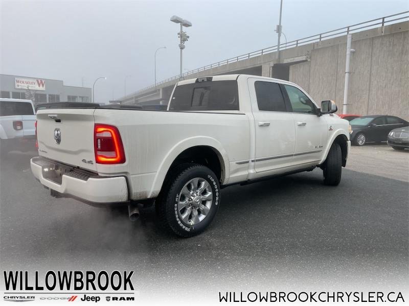 RAM 3500 Limited 3C63R3SL0NG181817 142744