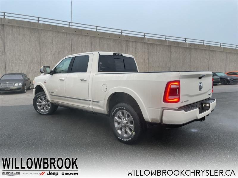 RAM 3500 Limited 3C63R3SL0NG181817 142746