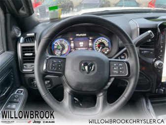 RAM 3500 Limited 3C63R3SL0NG181817 142749