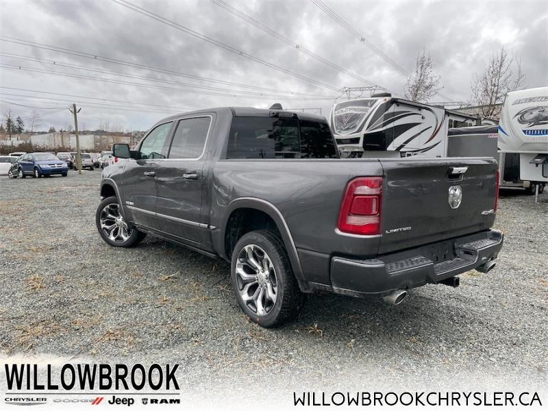 RAM 1500 Limited 1C6SRFHTXNN174448 141202