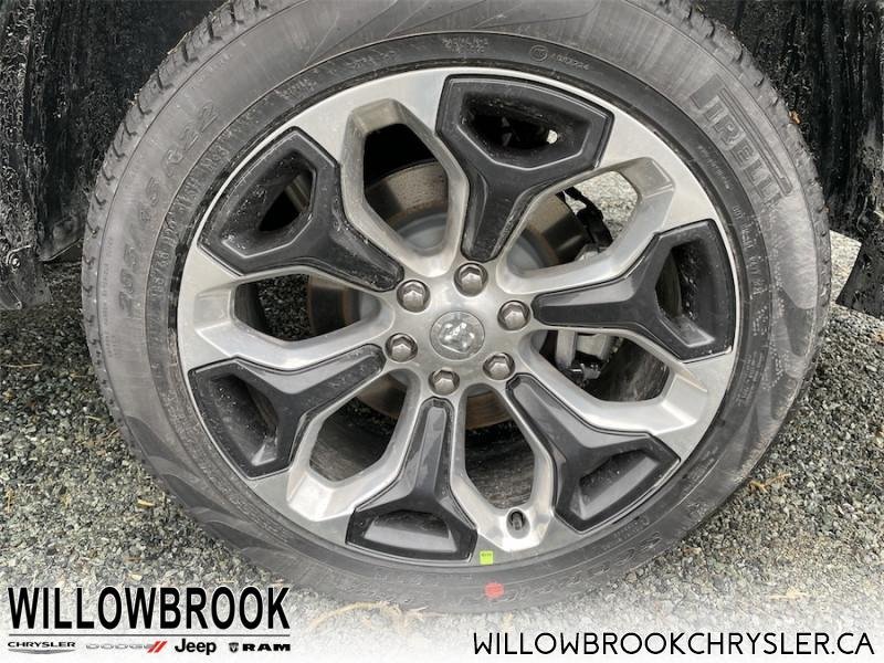 RAM 1500 Limited 1C6SRFHTXNN174448 141204