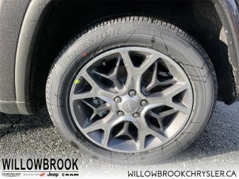 JEEP Grand Cherokee Overland 1C4RJFCT5MC887290 141186