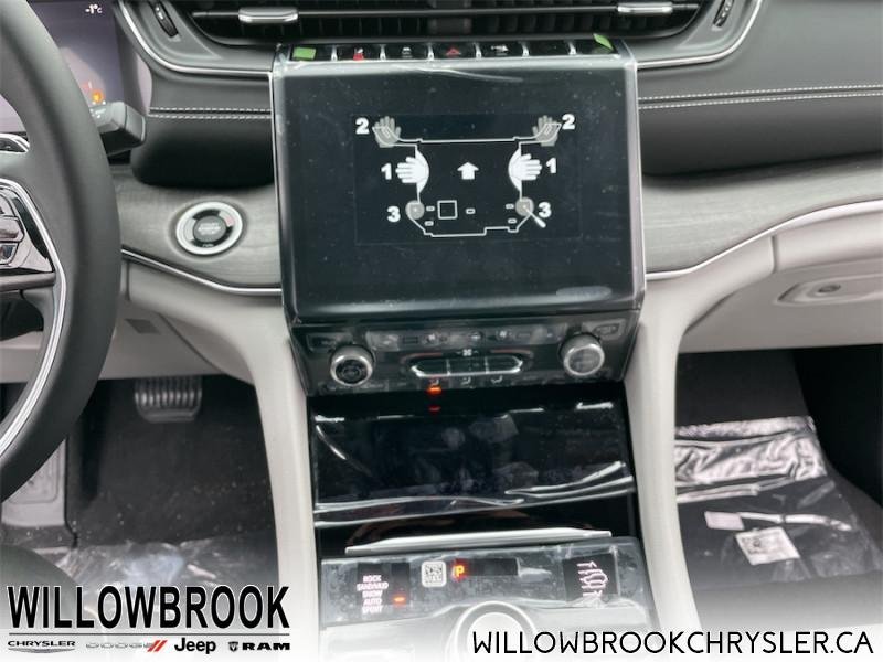 JEEP All-New Grand Cherokee L Overland 1C4RJKDT4M8206174 135662