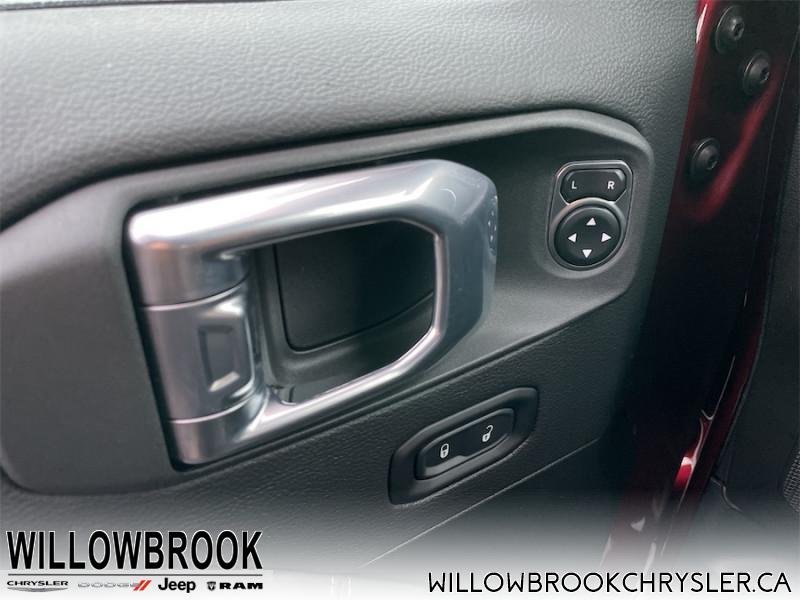 JEEP Wrangler Unlimited Sahara 1C4HJXEN8MW871583 135621